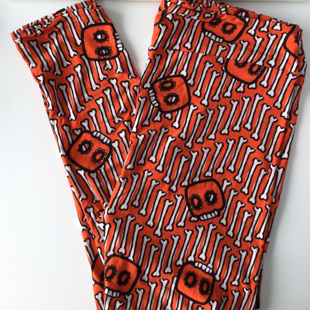 Tall and curvy 2 Halloween leggings